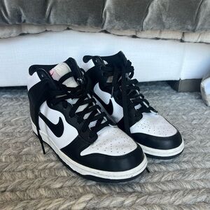Women’s Nike High Dunk Black/White Pandas